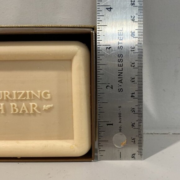 Almond Moisturizing Bath Bar - Picture 7 of 7